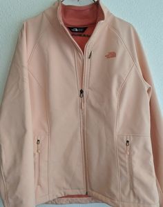 ❌ SOLD ❌The North Face blush jacket